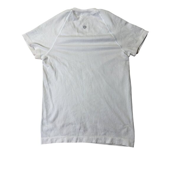 Lululemon Swiftly Tech 2.0 Short Sleeve Shirt White Women's Size 2 - Picture 4 of 5